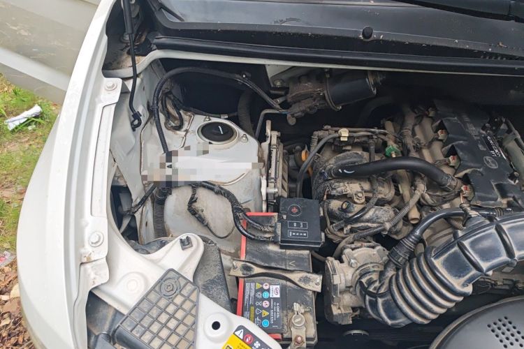 Used Wuling Hongguang V 2021 1.5L Jingqu Version LAR Engine Bay Right