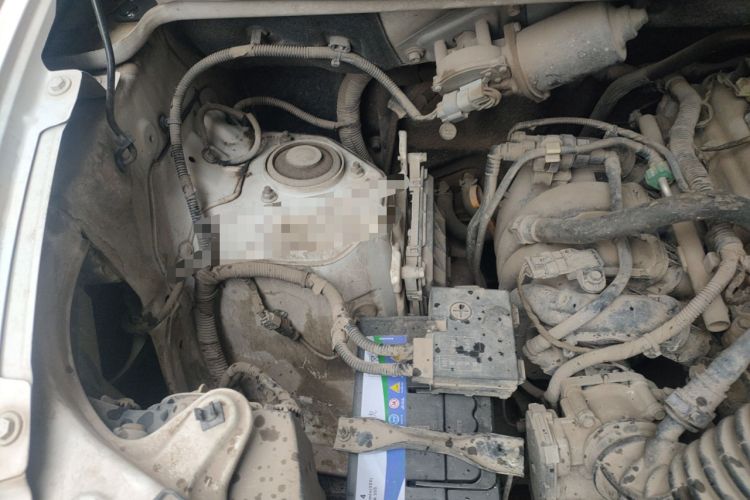 Used Wuling Hongguang V 2021 1.5L Jingqu Version LAR Engine Bay Right