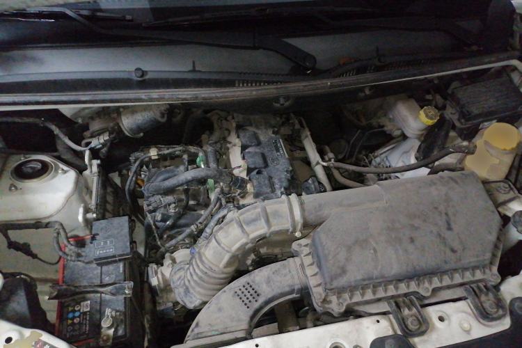 Used Wuling Hongguang V 2021 1.5L Jingqu Version LAR Engine Bay