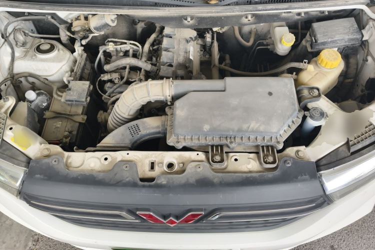 Used Wuling Hongguang V 2021 1.5L Jingqu Version LAR Engine Bay