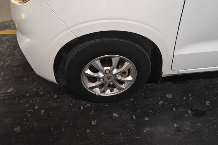 Used Wuling Hongguang V 2021 1.5L Refreshed Enjoyment Edition LAR Exterior 3