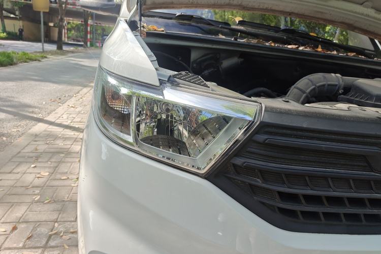 Used Wuling Hongguang V 2021 1.5L Jingqu Version LAR Exterior 6