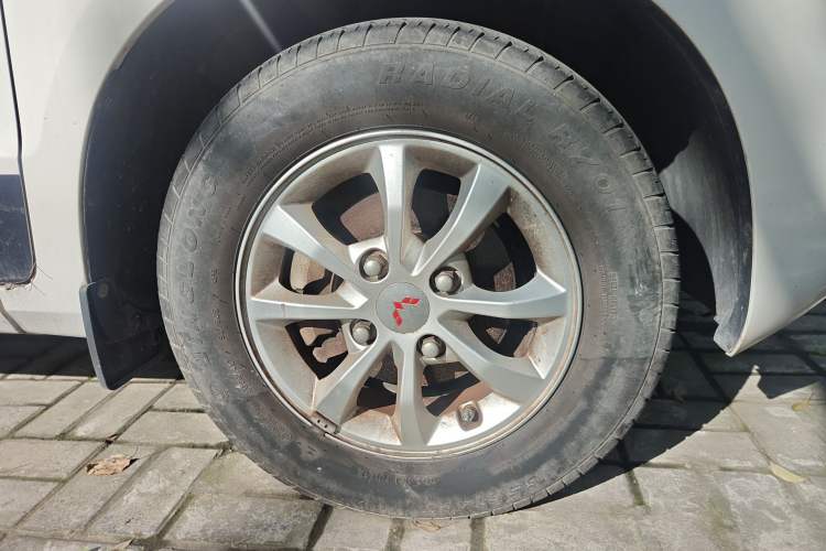 Used Wuling Hongguang V 2021 1.5L Jingqu Version LAR Exterior 7