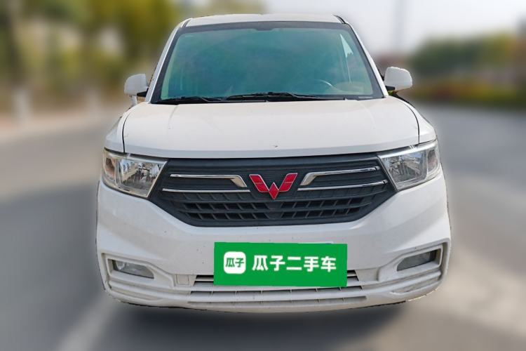 Used Wuling Hongguang V 2021 1.5L Refreshed Enjoyment Edition LAR Front