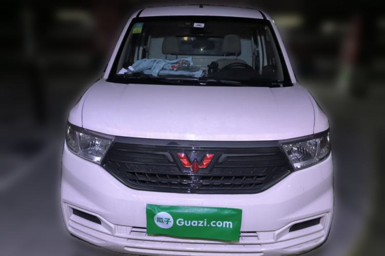 Used Wuling Hongguang V 2021 1.5L Jingqu Edition Enclosed-Window Vehicle LAR Front