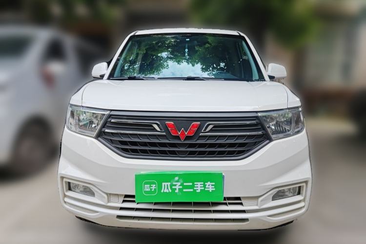Used Wuling Hongguang V 2021 1.5L Refreshed Enjoyment Edition LAR Front