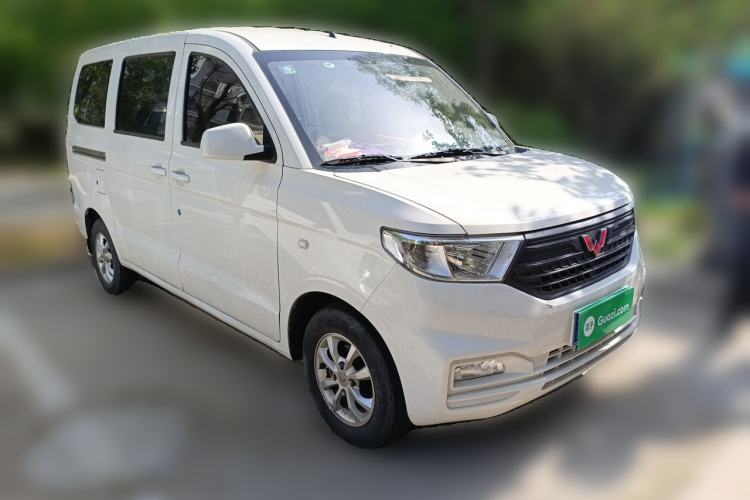 Used Wuling Hongguang V 2021 1.5L Enjoyment Edition LAR Front Right 45 Deg