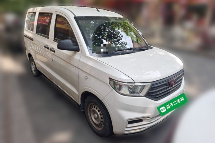 Used Wuling Hongguang V 2021 1.5L Jingqu Version LAR Front Right 45 Deg