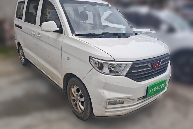 Used Wuling Hongguang V 2021 1.5L Enjoyment Edition LAR Front Right 45 Deg