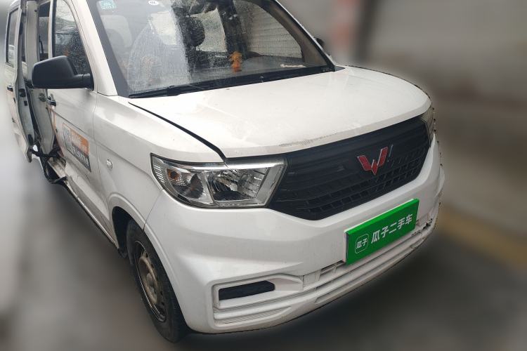 Used Wuling Hongguang V 2021 1.5L Jingqu Version LAR Front Right 45 Deg