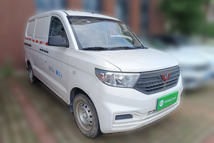 Used Wuling Hongguang V 2021 1.5L Jingqu Edition Enclosed-Window Vehicle LAR Front Right 45 Deg