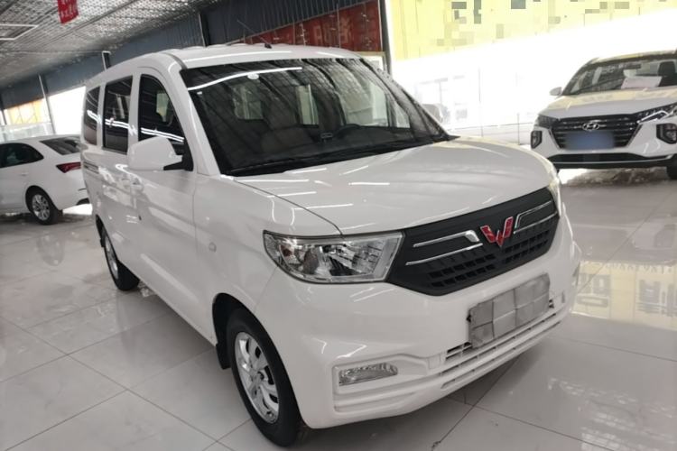 Used Wuling Hongguang V 2021 1.5L Refreshed Enjoyment Edition LAR Front Right 45 Deg