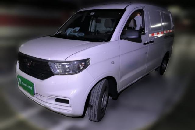 Used Wuling Hongguang V 2021 1.5L Jingqu Edition Enclosed-Window Vehicle LAR