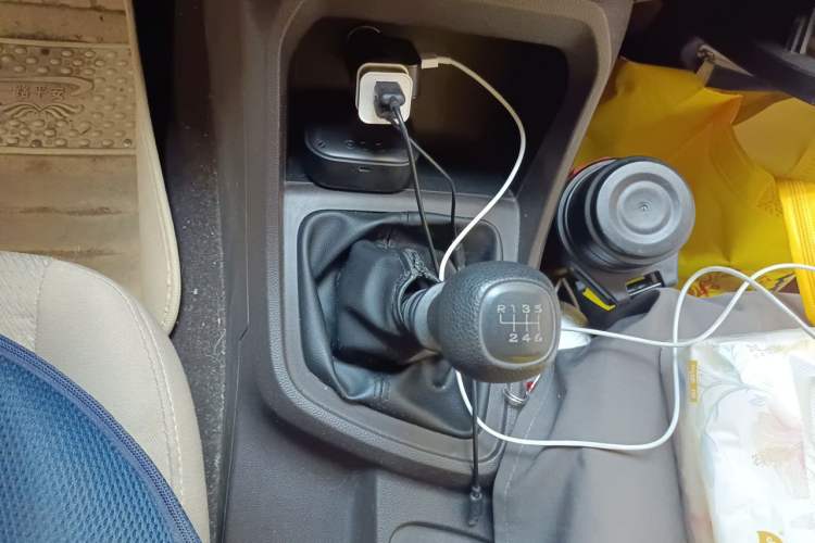 Used Wuling Hongguang V 2021 1.5L Jingqu Version LAR Gear Lever