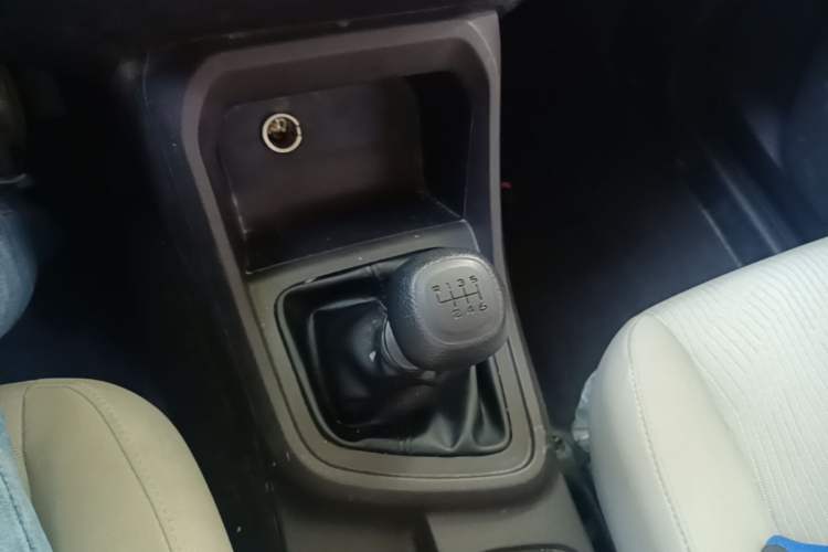 Used Wuling Hongguang V 2021 1.5L Enjoyment Edition LAR Gear Lever