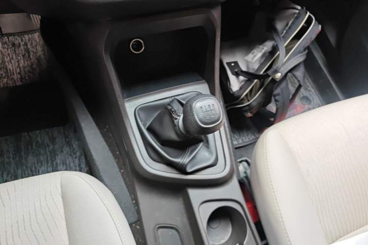 Used Wuling Hongguang V 2021 1.5L Refreshed Enjoyment Edition LAR Gear Lever