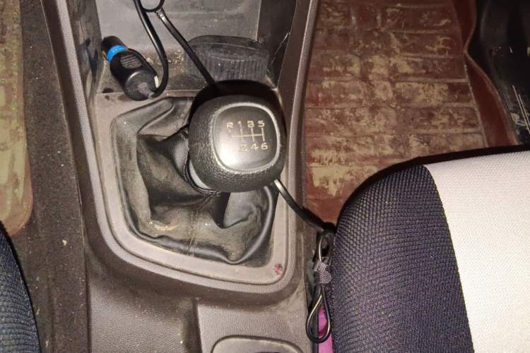 Used Wuling Hongguang V 2021 1.5L Jingqu Version LAR Gear Lever