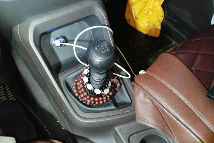 Used Wuling Hongguang V 2021 1.5L Jingqu Version LAR Gear Lever