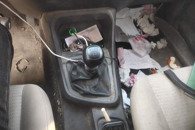 Used Wuling Hongguang V 2021 1.5L Jingqu Edition Enclosed-Window Vehicle LAR Gear Lever