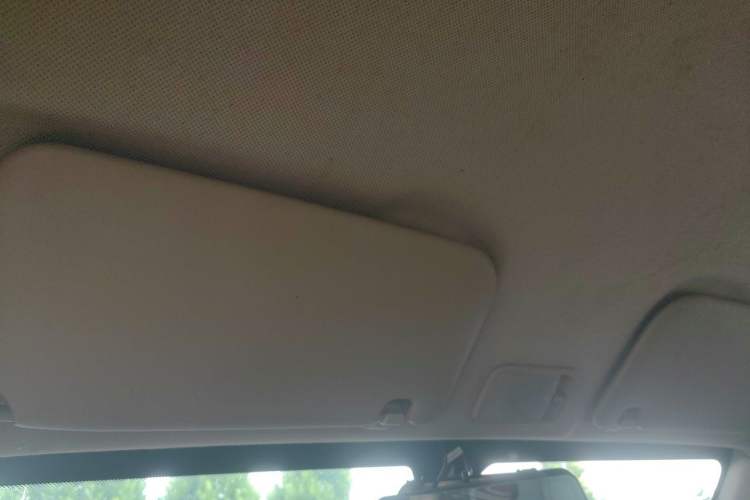 Used Wuling Hongguang V 2021 1.5L Jingqu Edition Enclosed-Window Vehicle LAR Headliner