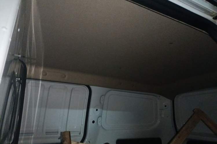 Used Wuling Hongguang V 2021 1.5L Jingqu Edition Enclosed-Window Vehicle LAR Headliner
