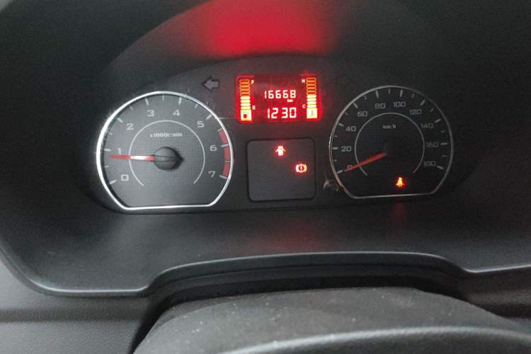 Used Wuling Hongguang V 2021 1.5L Jingqu Edition Enclosed-Window Vehicle LAR Instrument Cluster