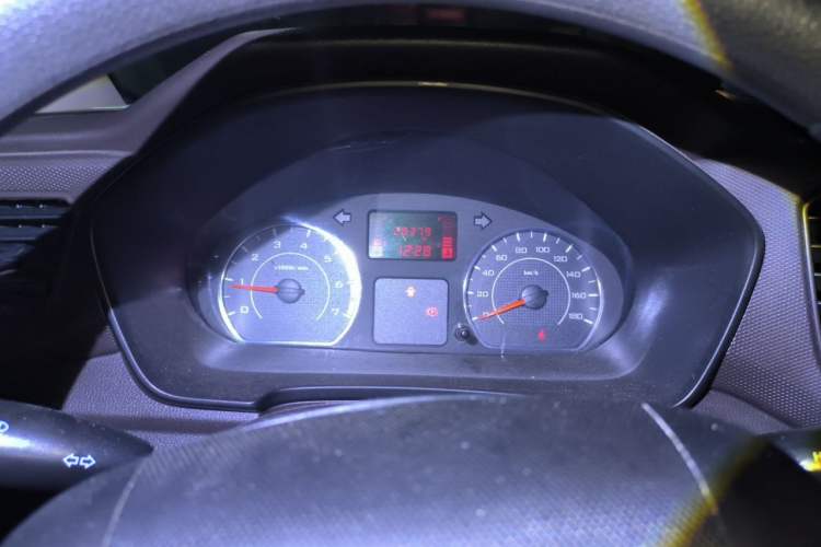 Used Wuling Hongguang V 2021 1.5L Jingqu Edition Enclosed-Window Vehicle LAR Instrument Cluster