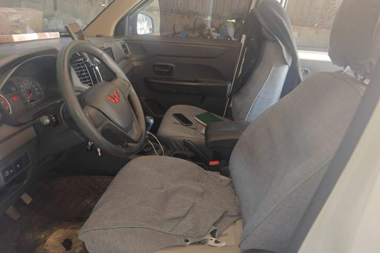 Used Wuling Hongguang V 2021 1.5L Jingqu Version LAR Left Front Seat
