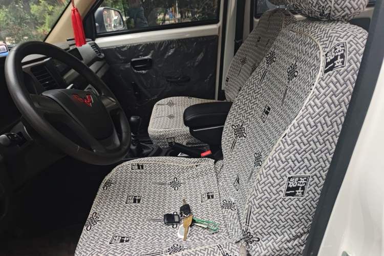 Used Wuling Hongguang V 2021 1.5L Jingqu Version LAR Left Front Seat