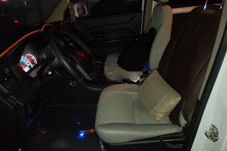 Used Wuling Hongguang V 2021 1.5L Enjoyment Edition LAR Left Front Seat