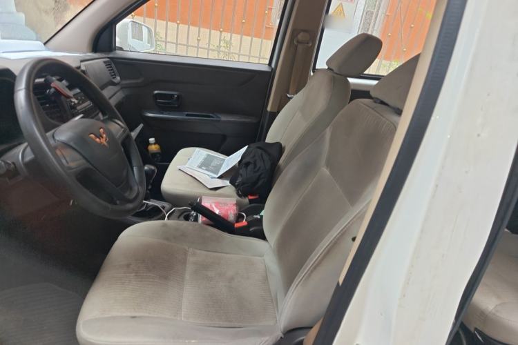 Used Wuling Hongguang V 2021 1.5L Enjoyment Edition LAR Left Front Seat