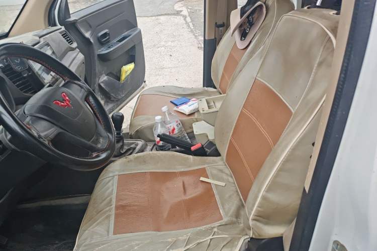Used Wuling Hongguang V 2021 1.5L Enjoyment Edition LAR Left Front Seat