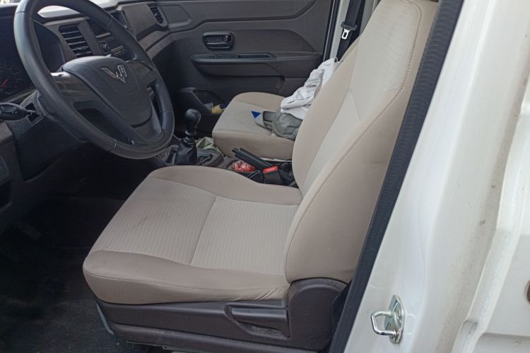 Used Wuling Hongguang V 2021 1.5L Jingqu Edition Enclosed-Window Vehicle LAR Left Front Seat