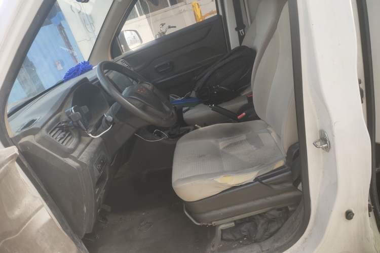 Used Wuling Hongguang V 2021 1.5L Jingqu Edition Enclosed-Window Vehicle LAR Left Front Seat