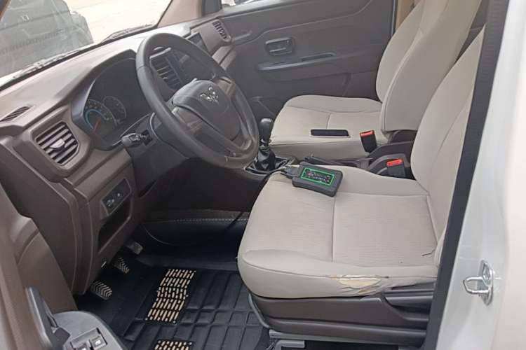 Used Wuling Hongguang V 2021 1.5L Enjoyment Edition LAR Left Front Seat