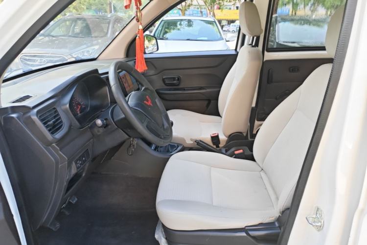Used Wuling Hongguang V 2021 1.5L Jingqu Version LAR Left Front Seat