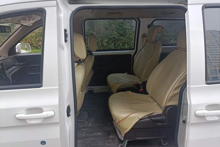 Used Wuling Hongguang V 2021 1.5L Enjoyment Edition LAR Left Rear Seat