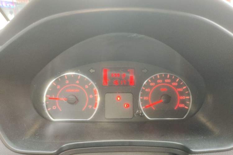 Used Wuling Hongguang V 2021 1.5L Jingqu Version LAR Odometer Close Up