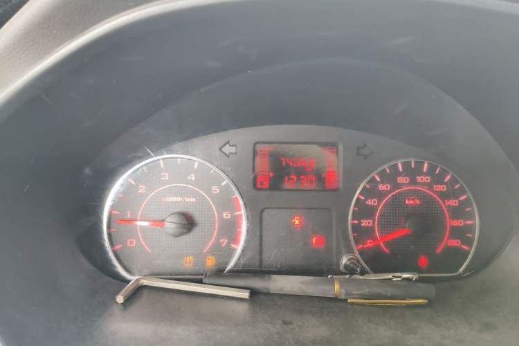 Used Wuling Hongguang V 2021 1.5L Jingqu Version LAR Odometer Close Up