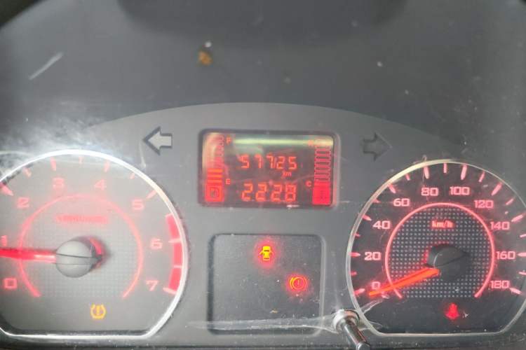 Used Wuling Hongguang V 2021 1.5L Jingqu Version LAR Odometer Close Up