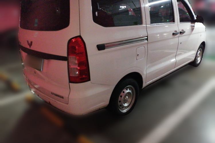 Used Wuling Hongguang V 2021 1.5L Jingqu Version LAR Rear Right 45 Deg