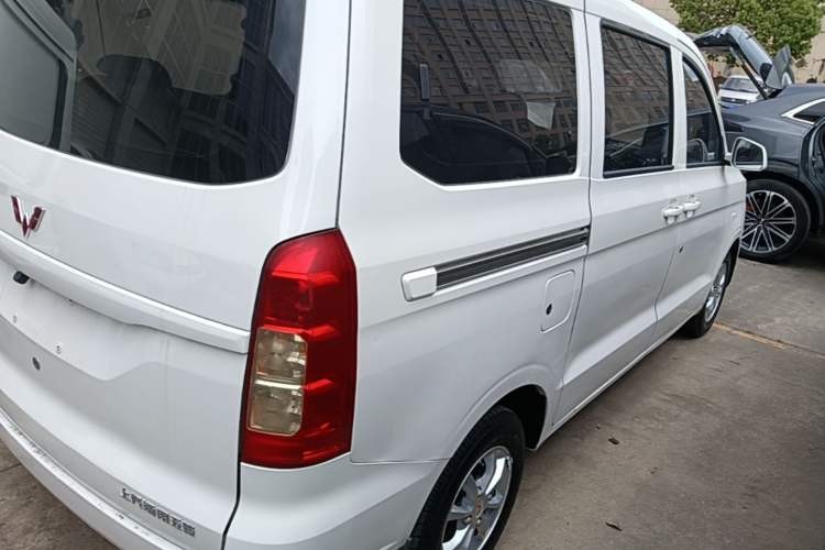 Used Wuling Hongguang V 2021 1.5L Enjoyment Edition LAR Rear Right 45 Deg