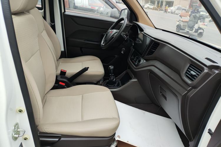 Used Wuling Hongguang V 2021 1.5L Jingqu Version LAR Right Front Seat