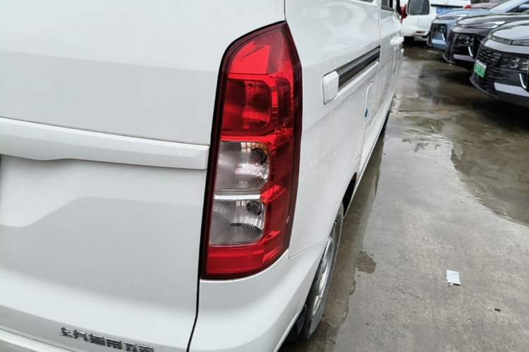 Used Wuling Hongguang V 2021 1.5L Refreshed Enjoyment Edition LAR Right Rear Taillight