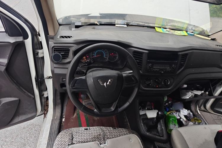 Used Wuling Hongguang V 2021 1.5L Enjoyment Edition LAR Steering Wheel