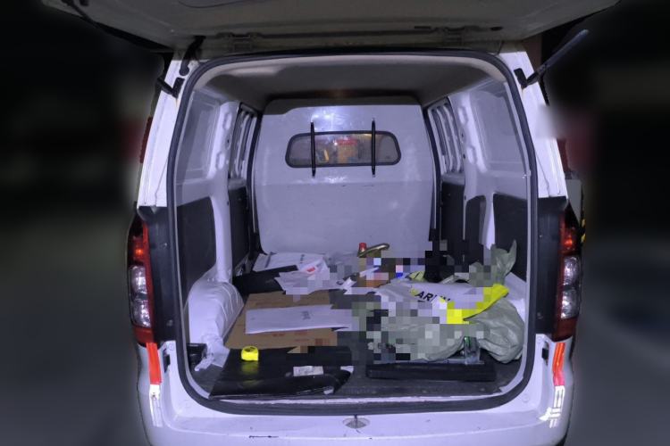 Used Wuling Hongguang V 2021 1.5L Jingqu Edition Enclosed-Window Vehicle LAR Trunk