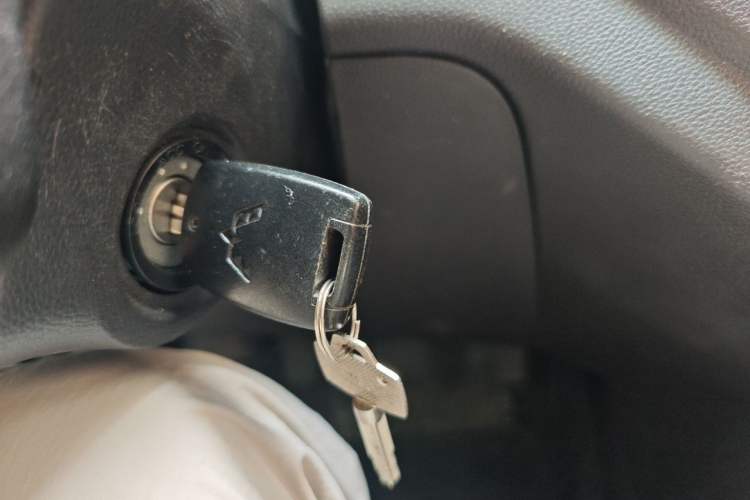 Used Wuling Hongguang V 2021 1.5L Jingqu Version LAR Vehicle Key