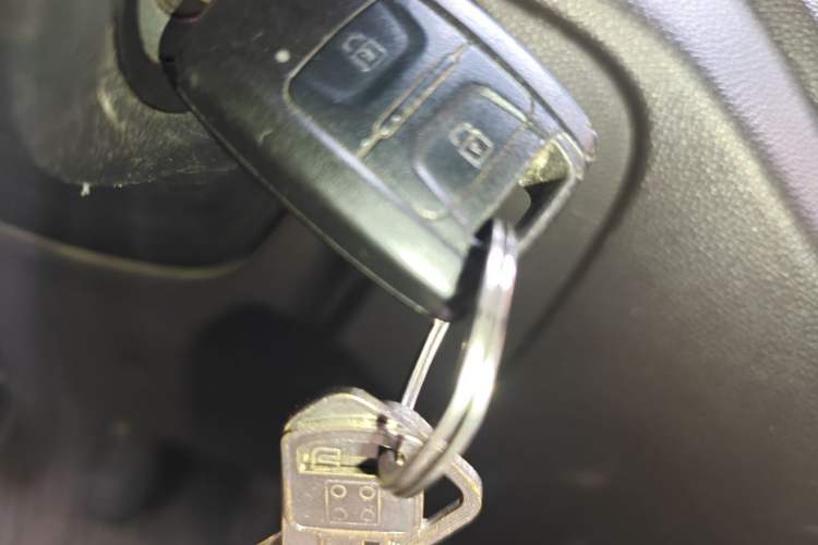 Used Wuling Hongguang V 2021 1.5L Enjoyment Edition LAR Vehicle Key