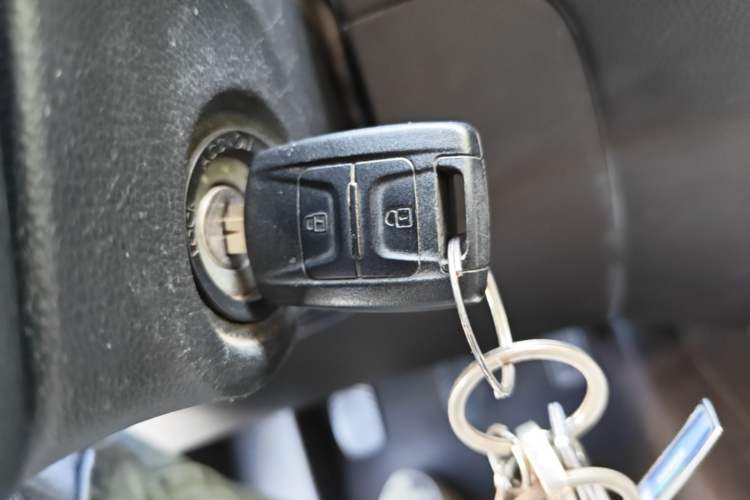 Used Wuling Hongguang V 2021 1.5L Jingqu Version LAR Vehicle Key