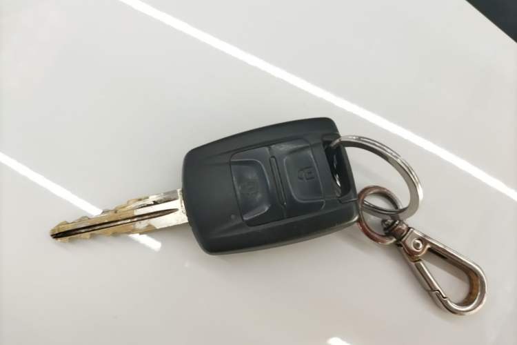 Used Wuling Hongguang V 2021 1.5L Refreshed Enjoyment Edition LAR Vehicle Key